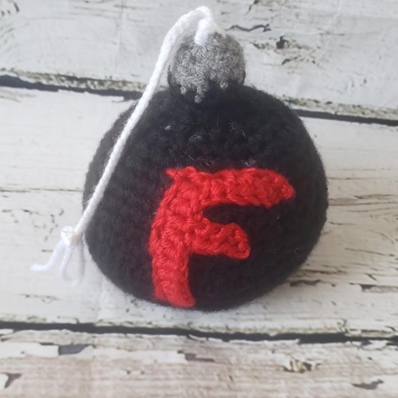 Crochet F Bomb - Picture 4 of 7